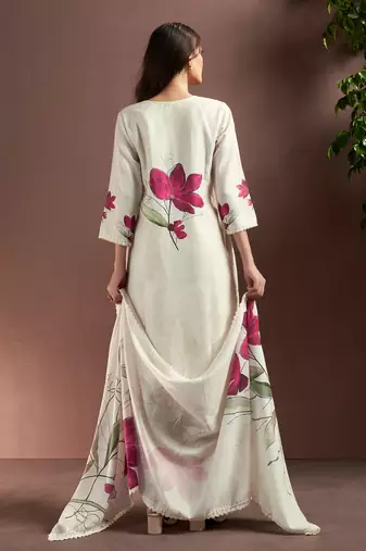Off white printed straight kurta trousers with dupatta set
