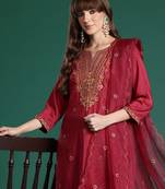 Pink embroidered straight kurta trousers with dupatta set