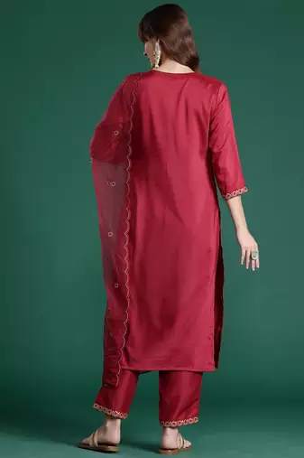 Pink embroidered straight kurta trousers with dupatta set