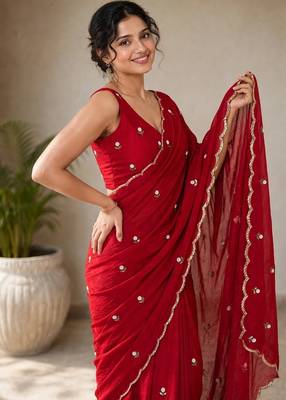 Premium partywear crush saree with flower butti handwork and beautiful border 3