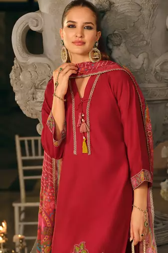 Pink embroidered straight kurta trousers with dupatta set