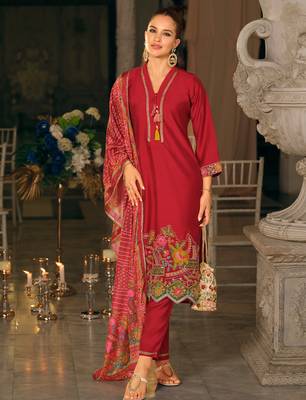Pink embroidered straight kurta trousers with dupatta set 3