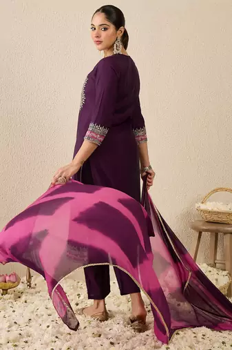 Purple embroidered straight kurta trousers with dupatta set