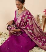 Purple embroidered straight kurta trousers with dupatta set