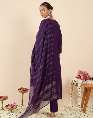 Purple embroidered straight kurta trousers with dupatta set 3