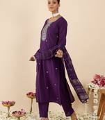 Purple embroidered straight kurta trousers with dupatta set