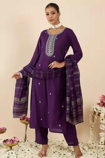 Purple embroidered straight kurta trousers with dupatta set