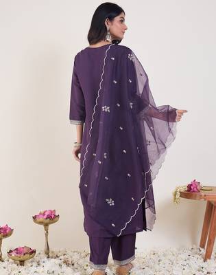 Purple embroidered straight kurta trousers with dupatta set 2