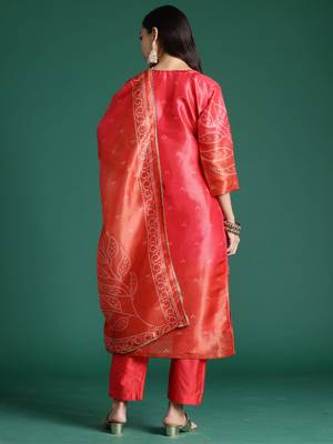 Red printed straight kurta trousers with dupatta set 3