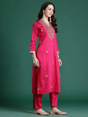 Pink embroidered straight kurta trousers with dupatta set 3