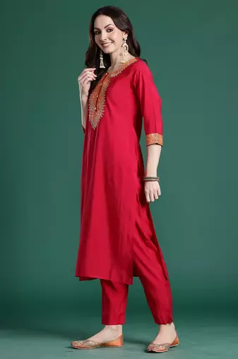 Pink solid straight kurta trousers with dupatta set