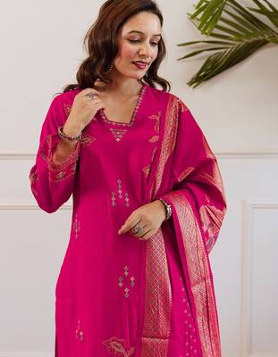 Pink embroidered straight kurta palazzo with dupatta set 1