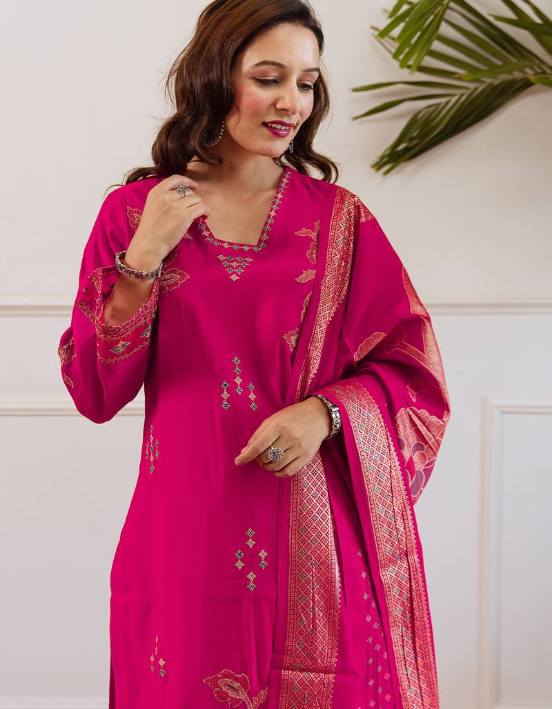 Pink embroidered straight kurta palazzo with dupatta set