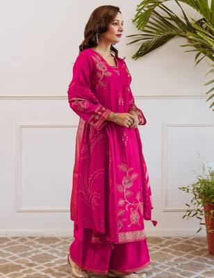 Pink embroidered straight kurta palazzo with dupatta set 3