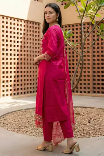 Pink embroidered straight kurta trousers with dupatta set