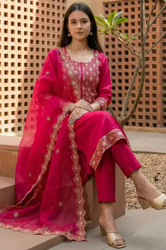 Pink embroidered straight kurta trousers with dupatta set