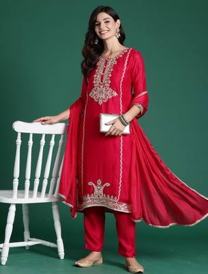 Magenta embroidered straight kurta trousers with dupatta set 4