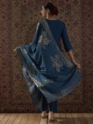 Teal embroidered straight kurta trousers with dupatta set 2