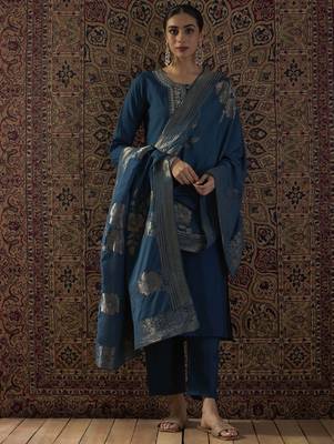 Teal embroidered straight kurta trousers with dupatta set 4