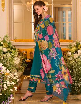 Teal embroidered a-line kurta trousers with dupatta set 4