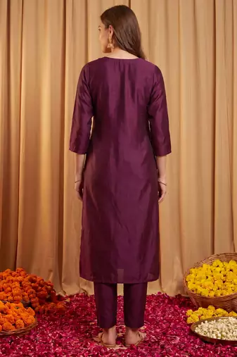 Burgundy embroidered straight kurta trousers with dupatta set