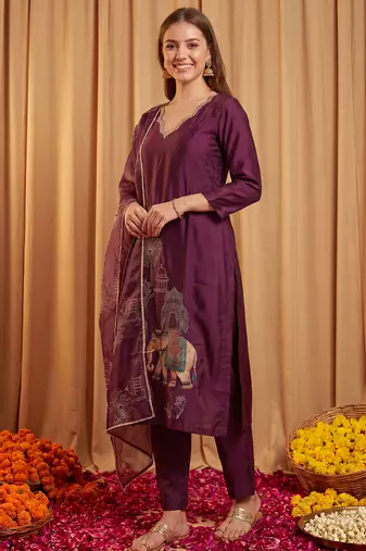 Burgundy embroidered straight kurta trousers with dupatta set