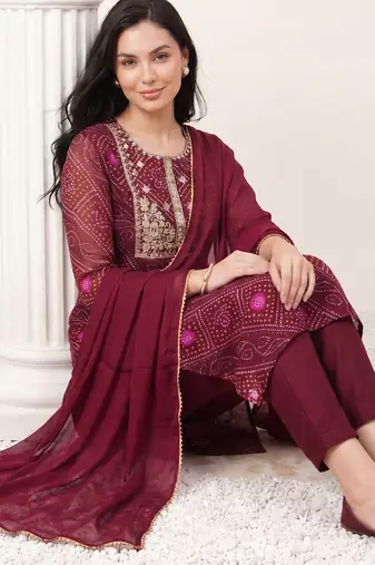 Burgundy embroidered straight kurta trousers with dupatta set