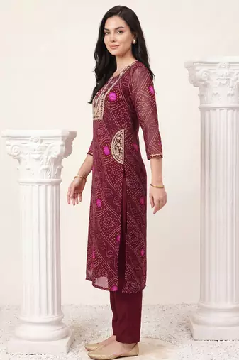 Burgundy embroidered straight kurta trousers with dupatta set