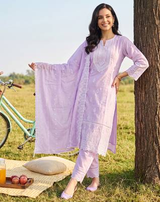Lavender embroidered straight kurta trousers with dupatta set 2