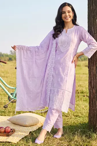 Lavender embroidered straight kurta trousers with dupatta set