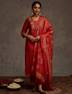 Orange embroidered straight kurta trousers with dupatta set 4