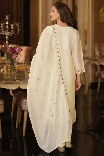 Cream embroidered straight kurta trousers with dupatta set