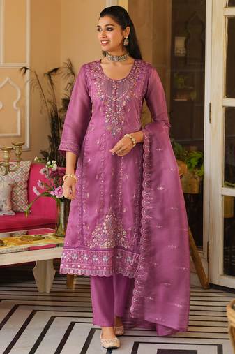 Pink embroidered straight kurta trousers with dupatta set