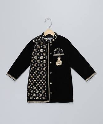 black velvet embroidered kurta set 3