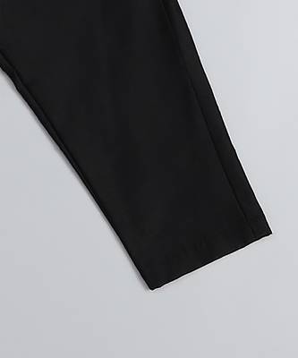 black velvet embroidered kurta set 7