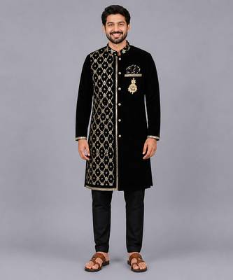 black velvet embroidered kurta set 8
