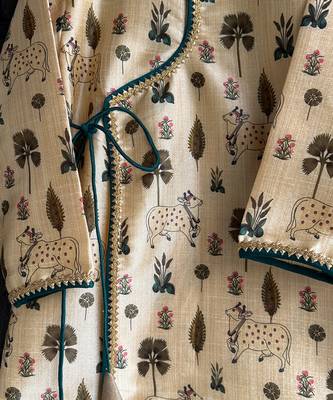 Beige printed cotton silk kurta set 4