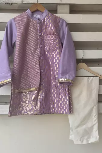 Purple embroidered cotton silk Men Kurta Set