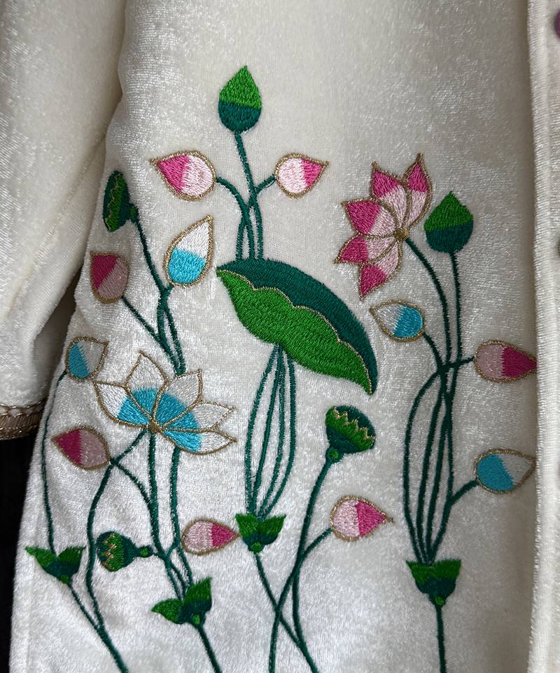 Off white embroidered cotton silk bandhgala set
