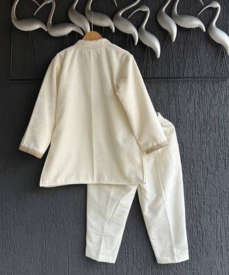 Off white embroidered cotton silk bandhgala set 3