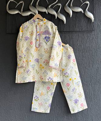Off white printed cotton silk kurta set 6
