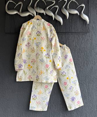 Off white printed cotton silk kurta set 7