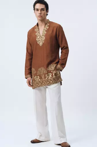 Brown salsa fabric kurta with lachaka fabric bootcut pants, ethnic partywear ensemble.