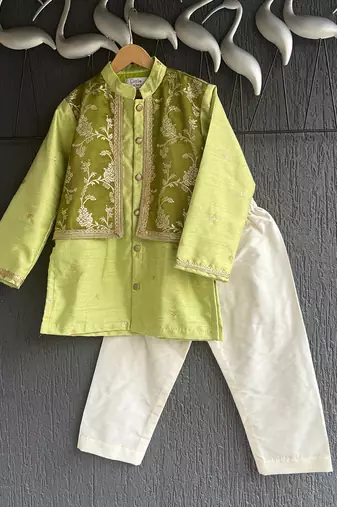 Lime green embroidered cotton silk Men Kurta Set