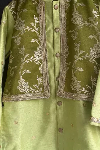 Lime green embroidered cotton silk Men Kurta Set