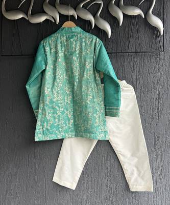 Turquoise blue embroidered cotton silk Men Kurta Set 7