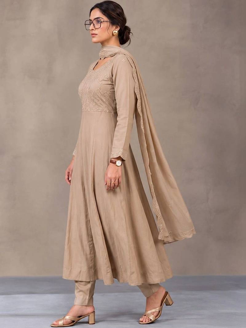 women ethnic embroidered empire thread work kurta with trousers with dupatta