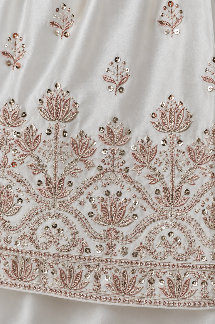 Elegant ivory embroidered kurta set for men