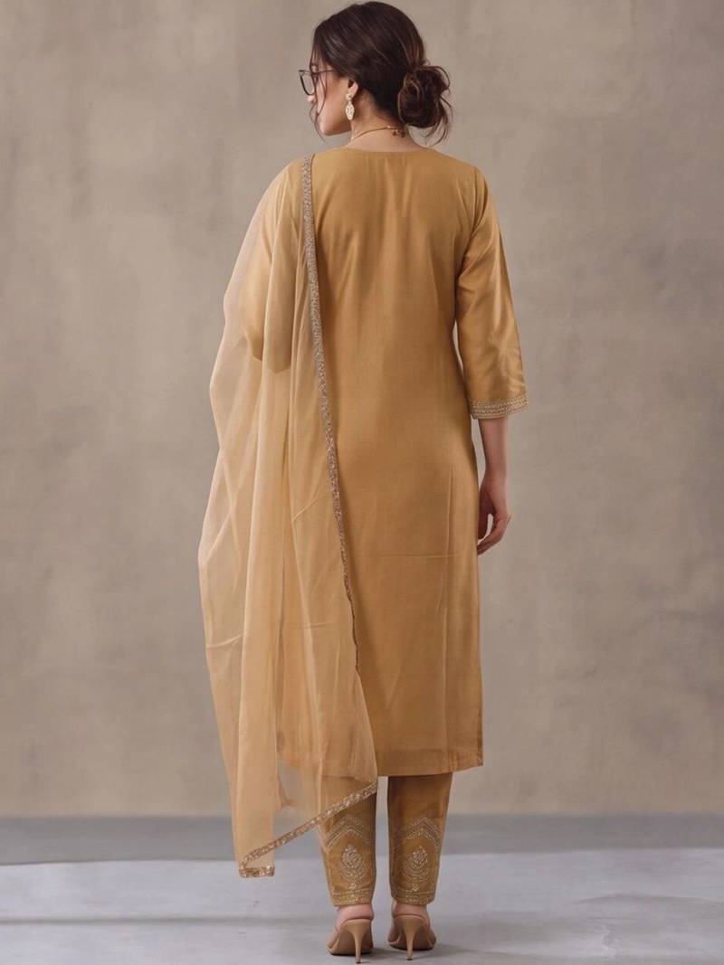 women ethnic motifs embroidered regular thread work kurta with trousers & dupatta