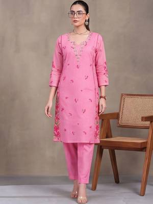 women floral embroidered regular thread work kurta with trousers & with dupatta 5